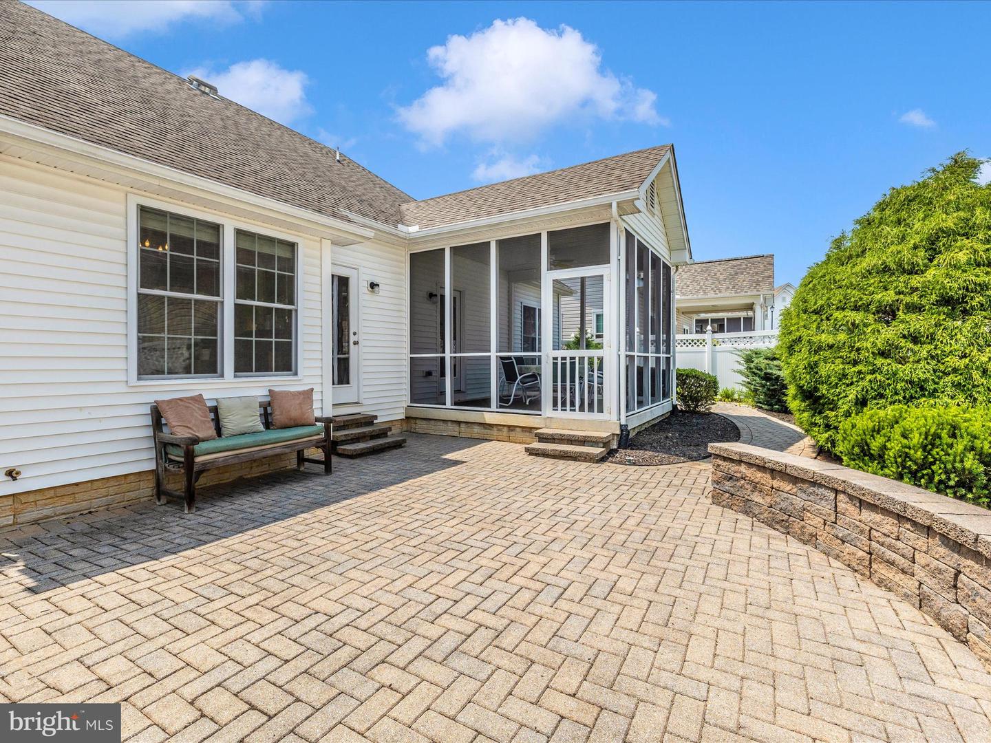 6 Stine Ct