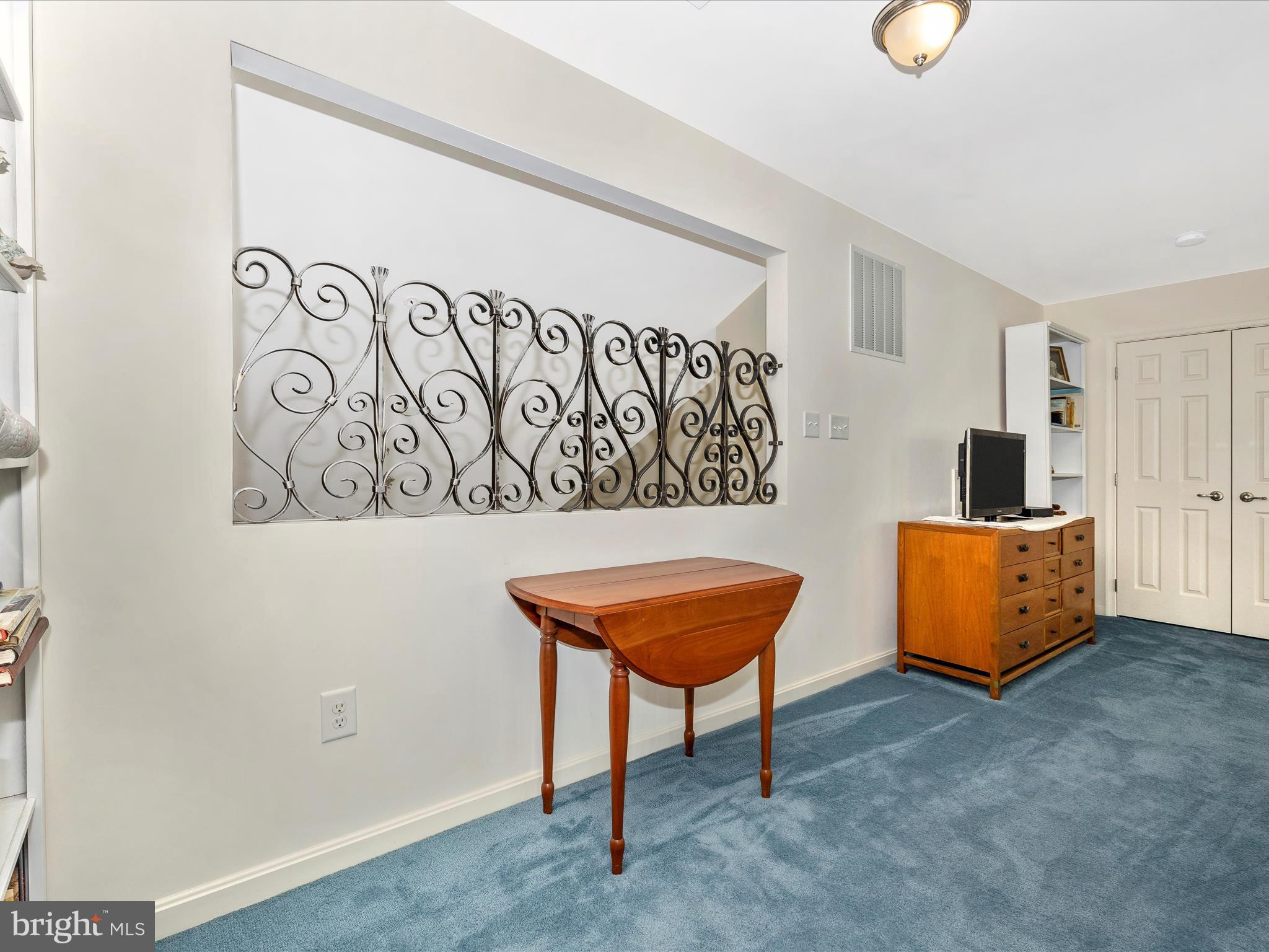 6 Stine Ct