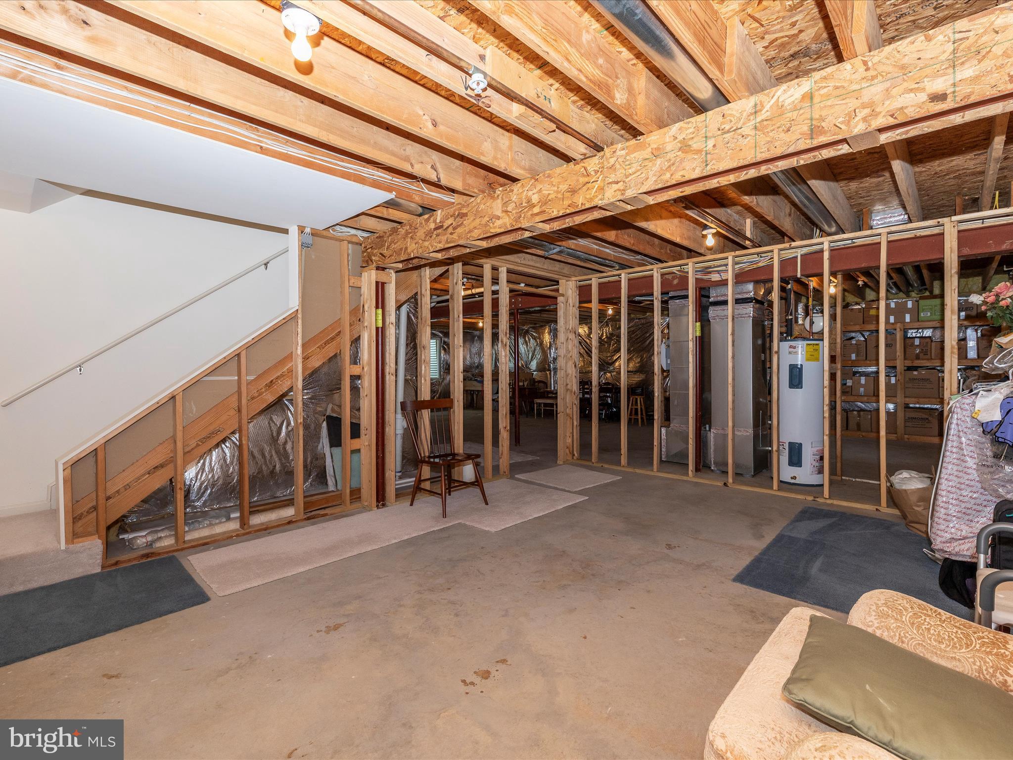 6 Stine Ct