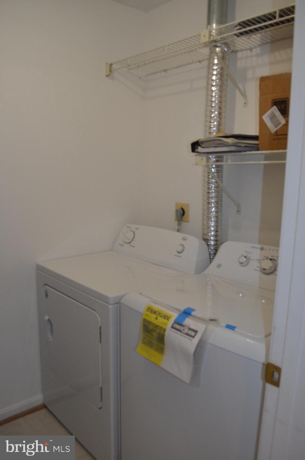 2137 Wainwright Ct #2d