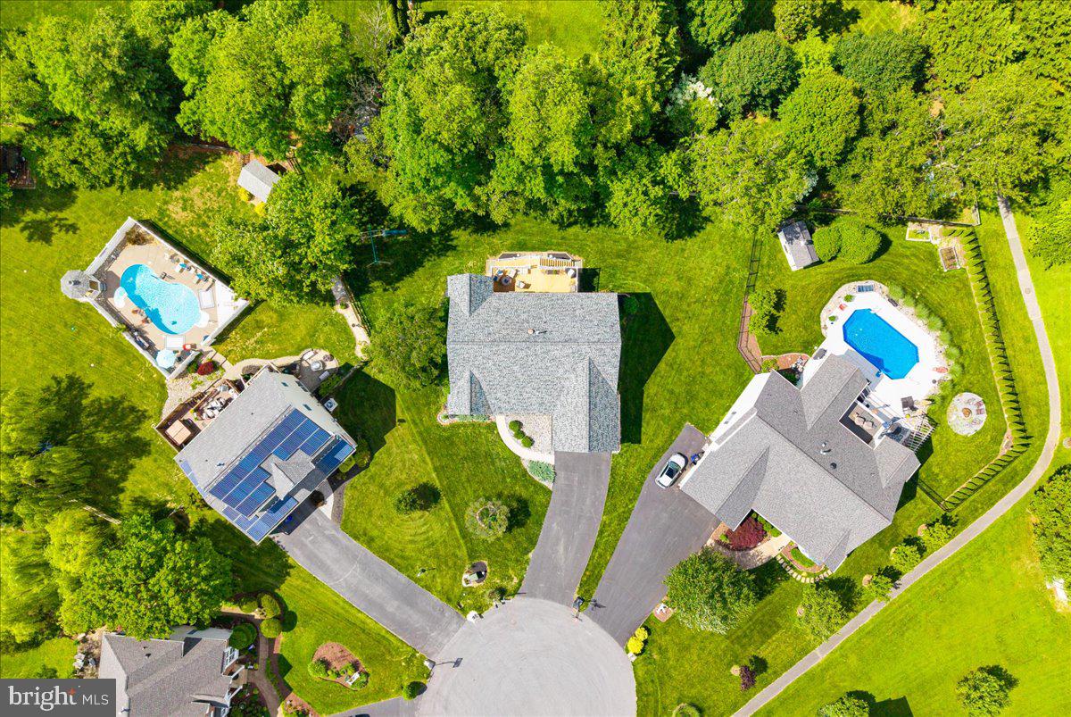 5810 Underwood Ct