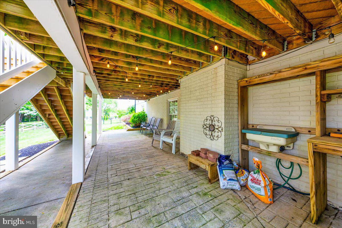 5810 Underwood Ct