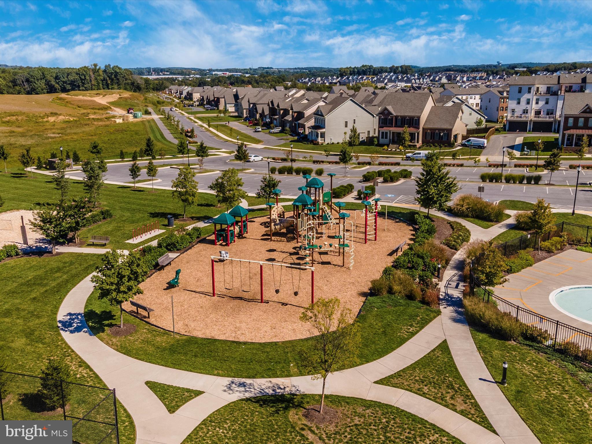 4712 Hazelnut Ct