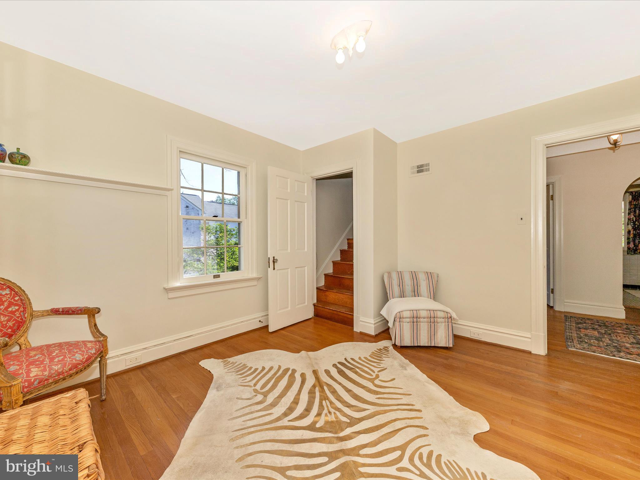 306 Grove Blvd
