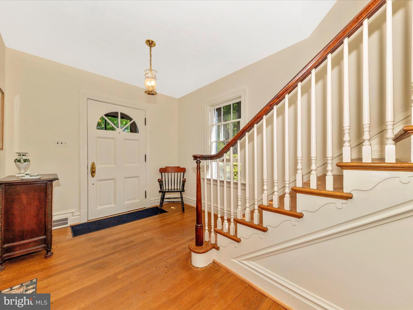 306 Grove Blvd