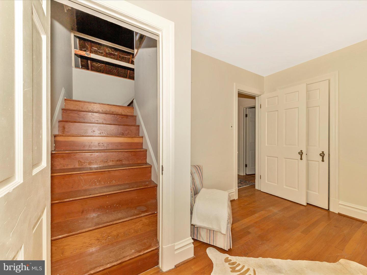 306 Grove Blvd