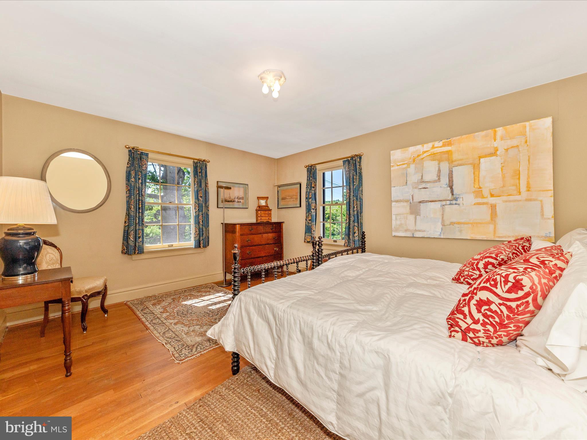 306 Grove Blvd