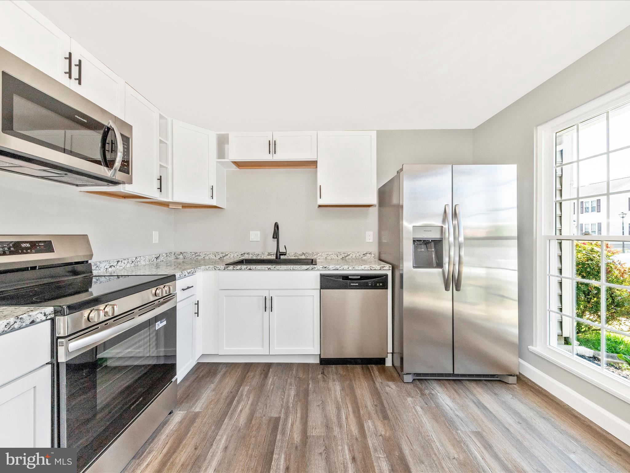 5778 Sunset View Ln