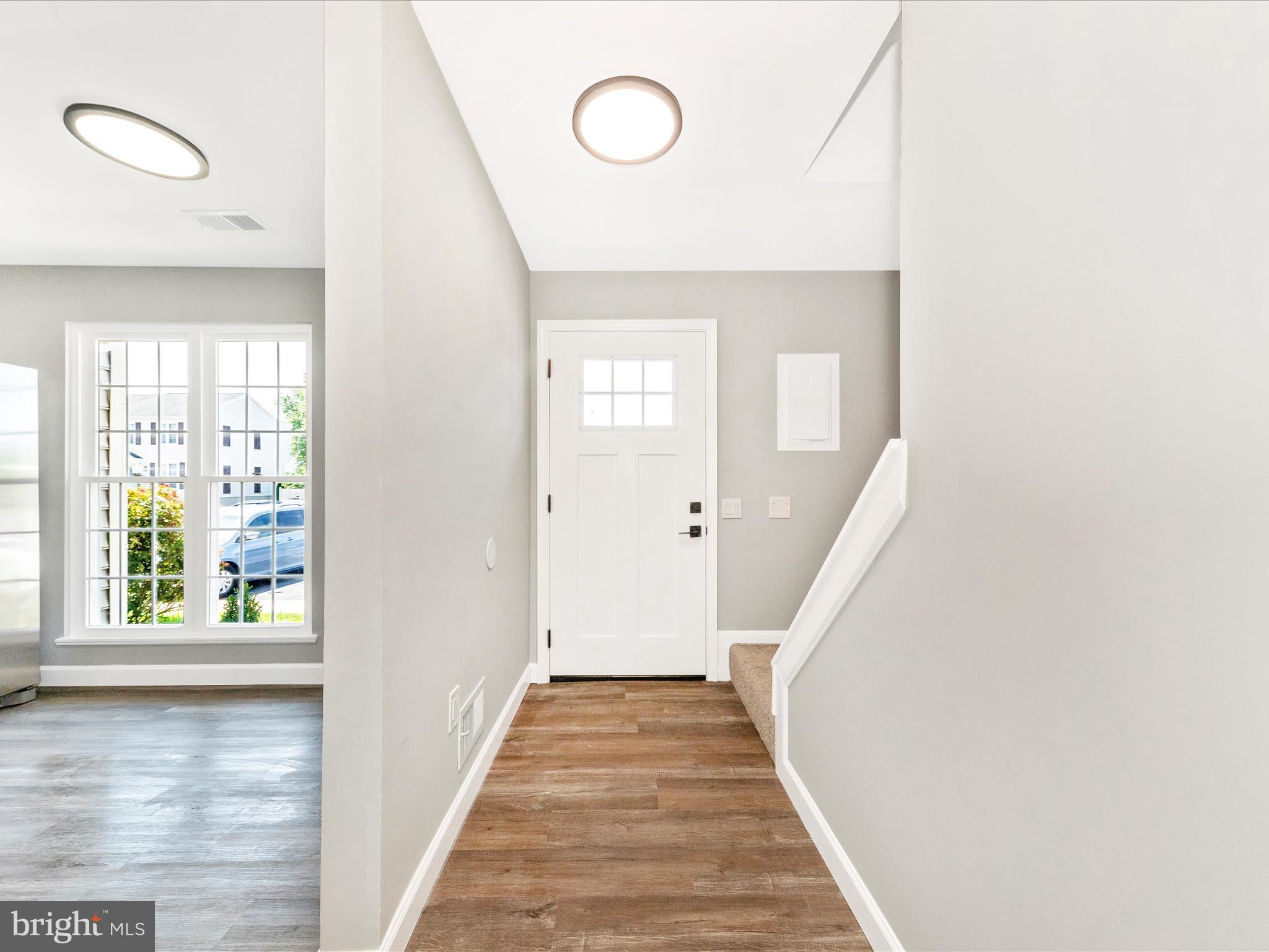 5778 Sunset View Ln