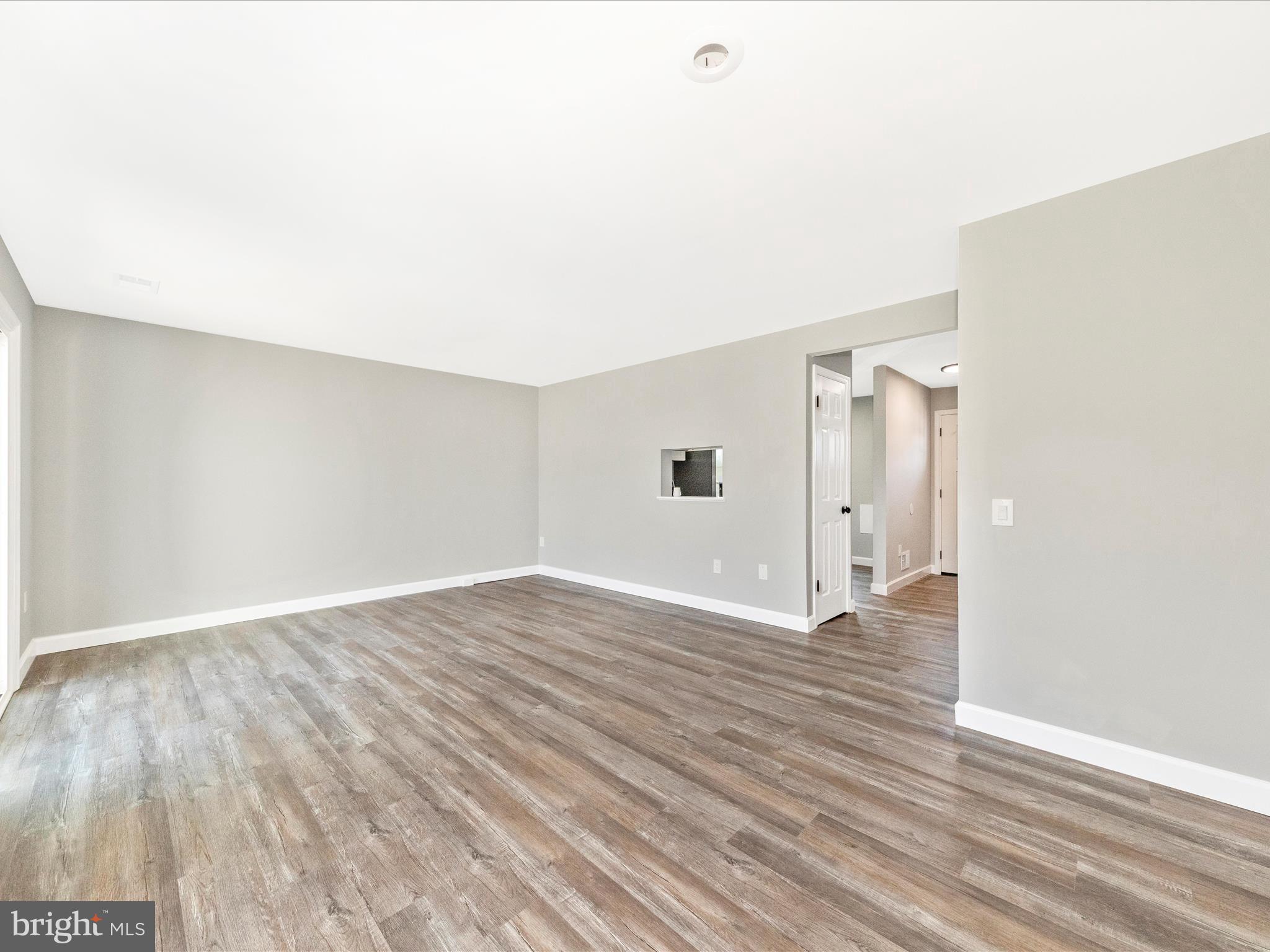 5778 Sunset View Ln