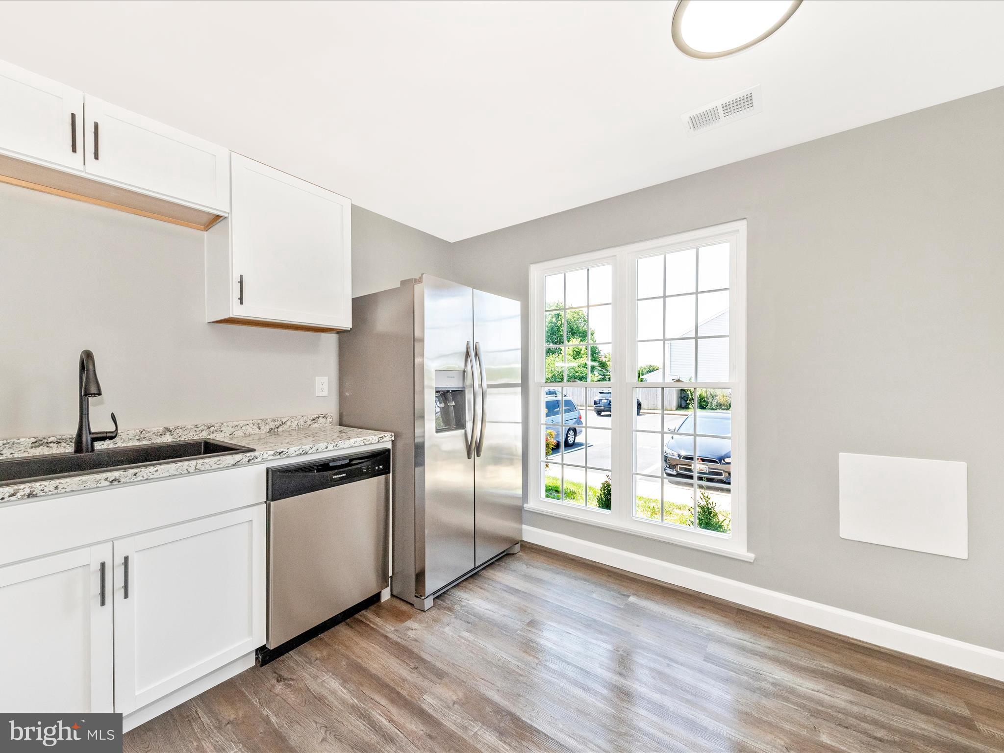 5778 Sunset View Ln
