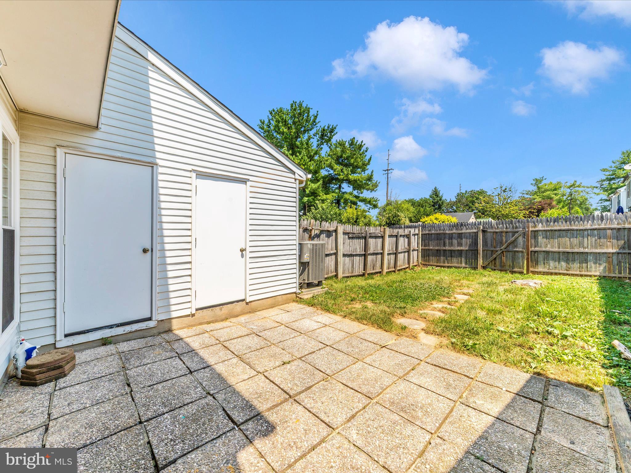 5778 Sunset View Ln