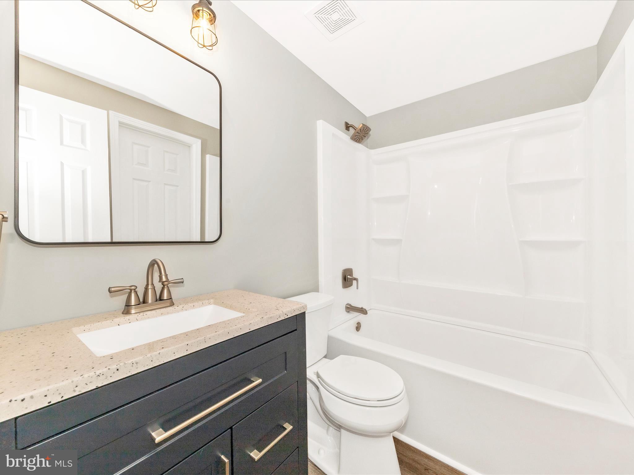 5778 Sunset View Ln