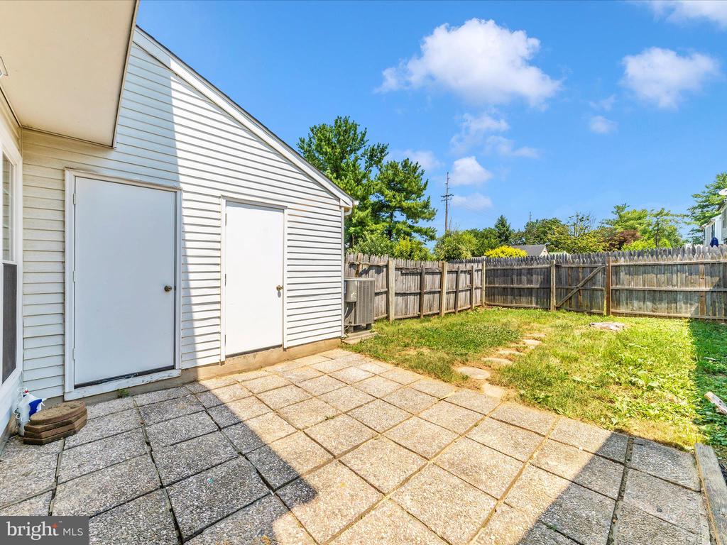 5778 Sunset View Ln