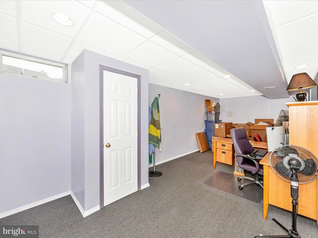 1405 Hunting Horn Ln