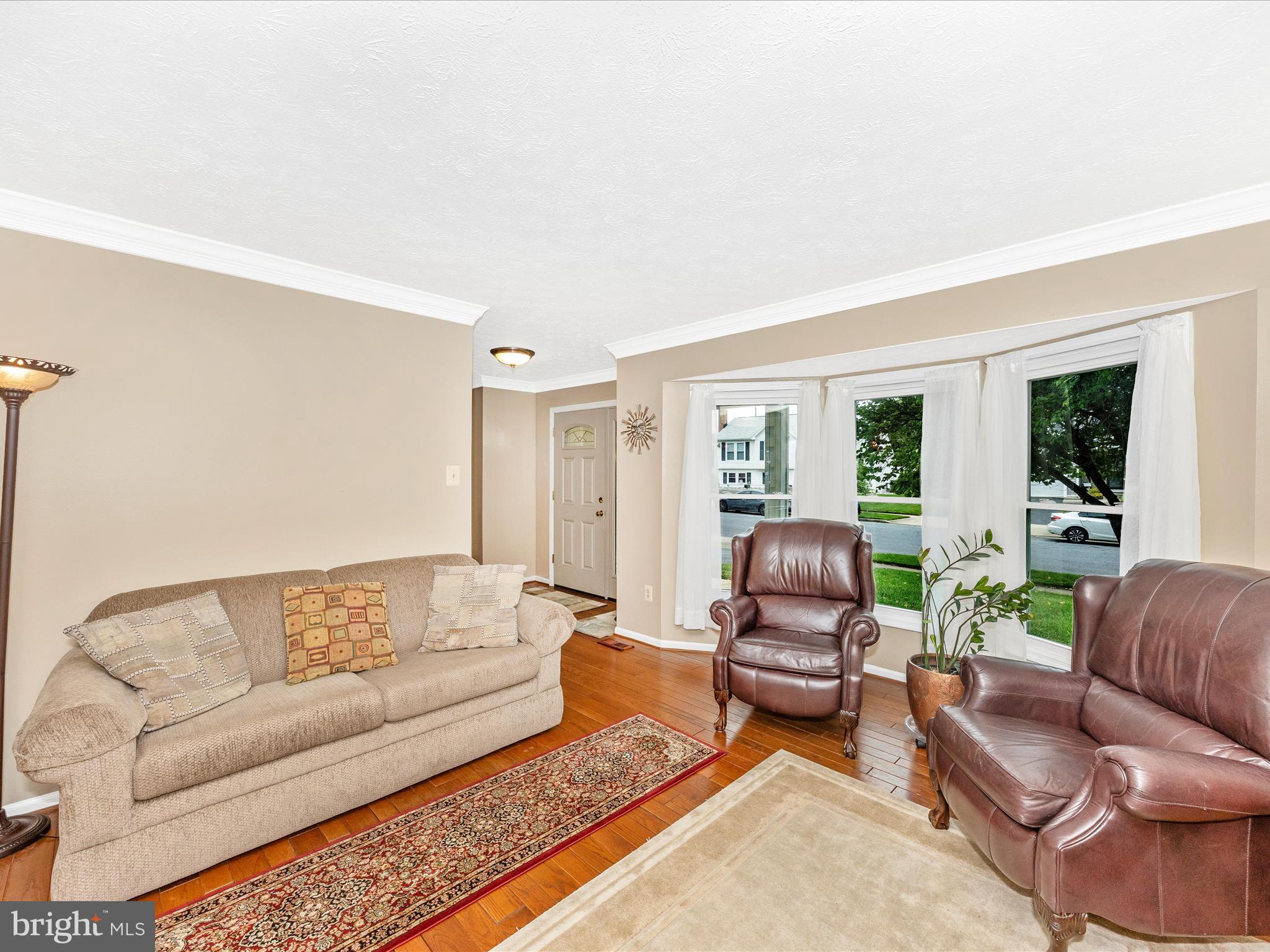 1405 Hunting Horn Ln