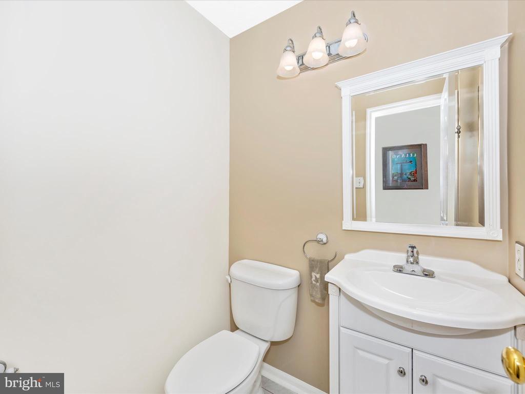 1405 Hunting Horn Ln