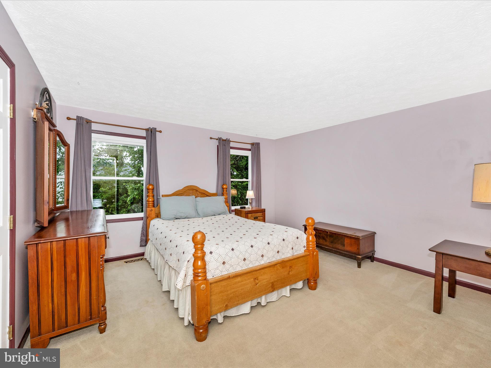 1405 Hunting Horn Ln