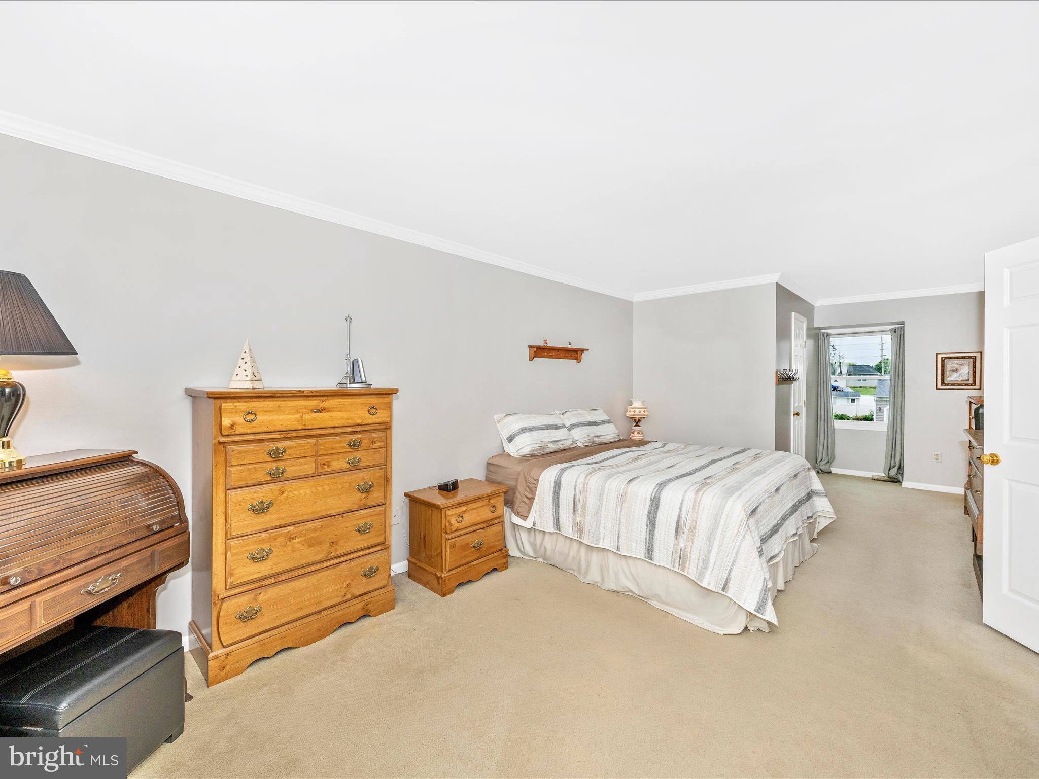 1405 Hunting Horn Ln