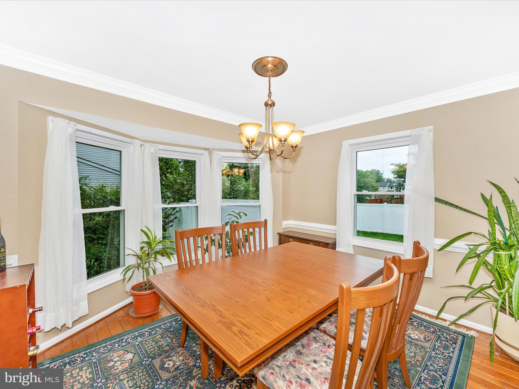 1405 Hunting Horn Ln