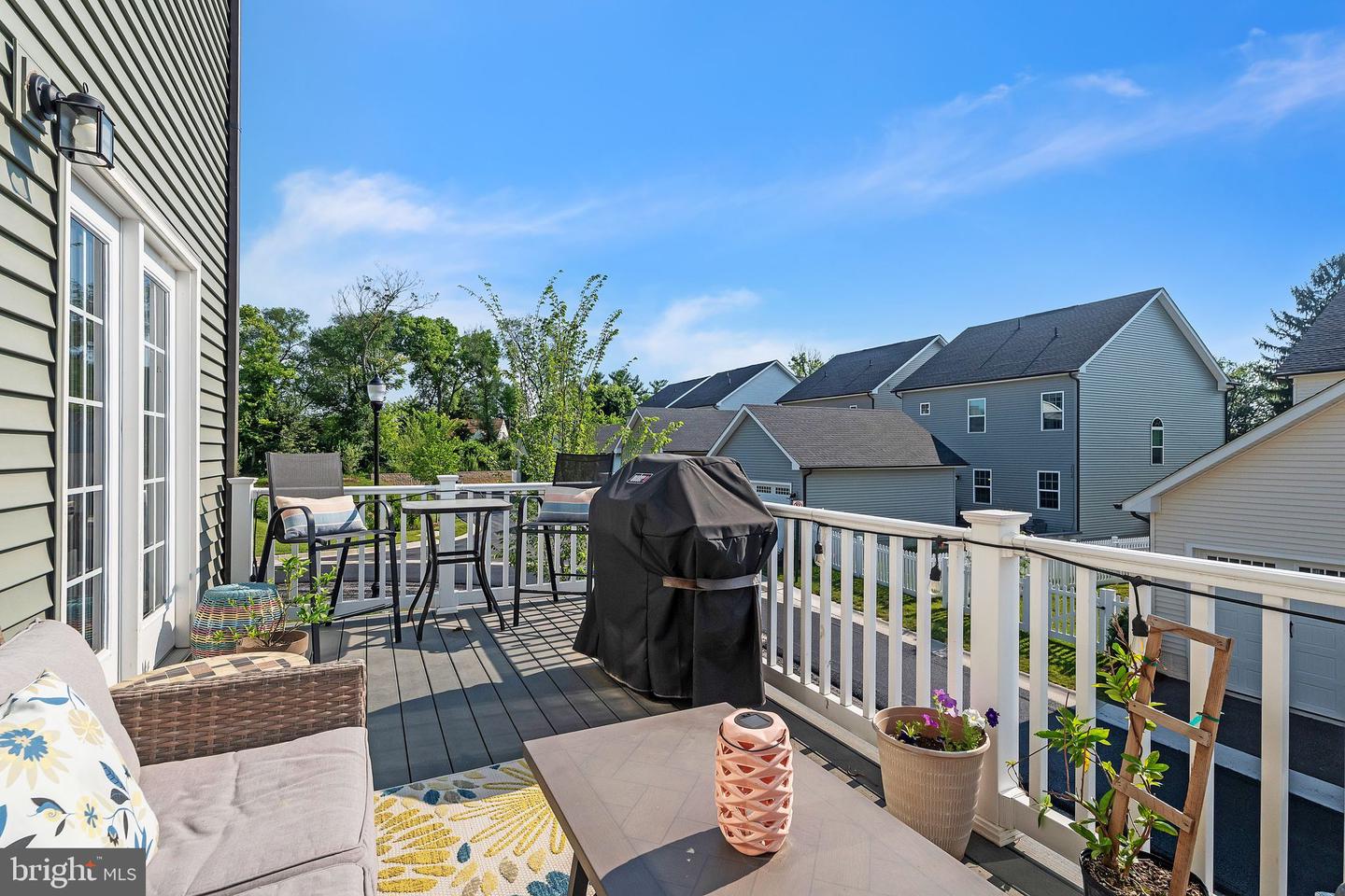 235 Edwin Rd