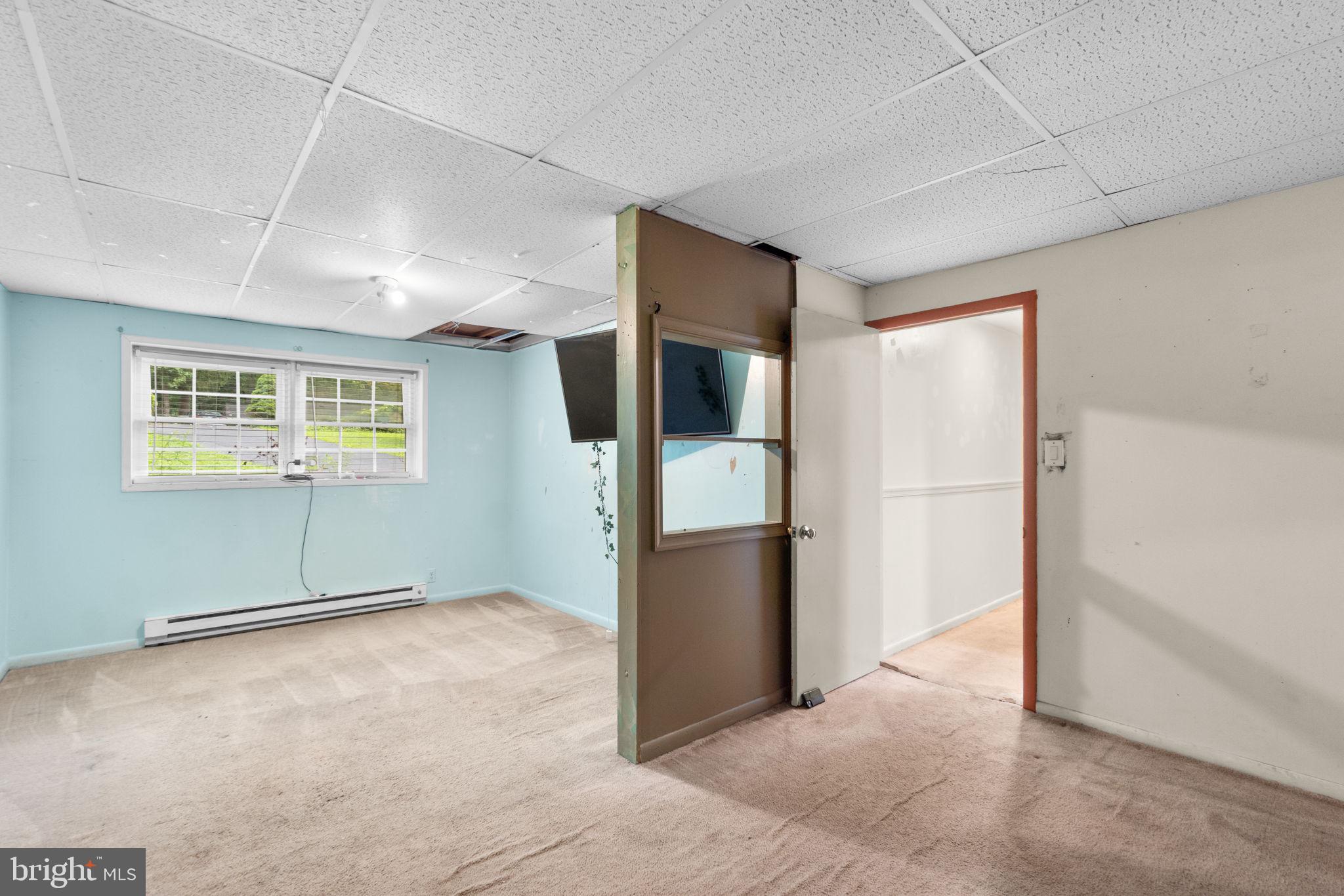 4308 WENDY COURT