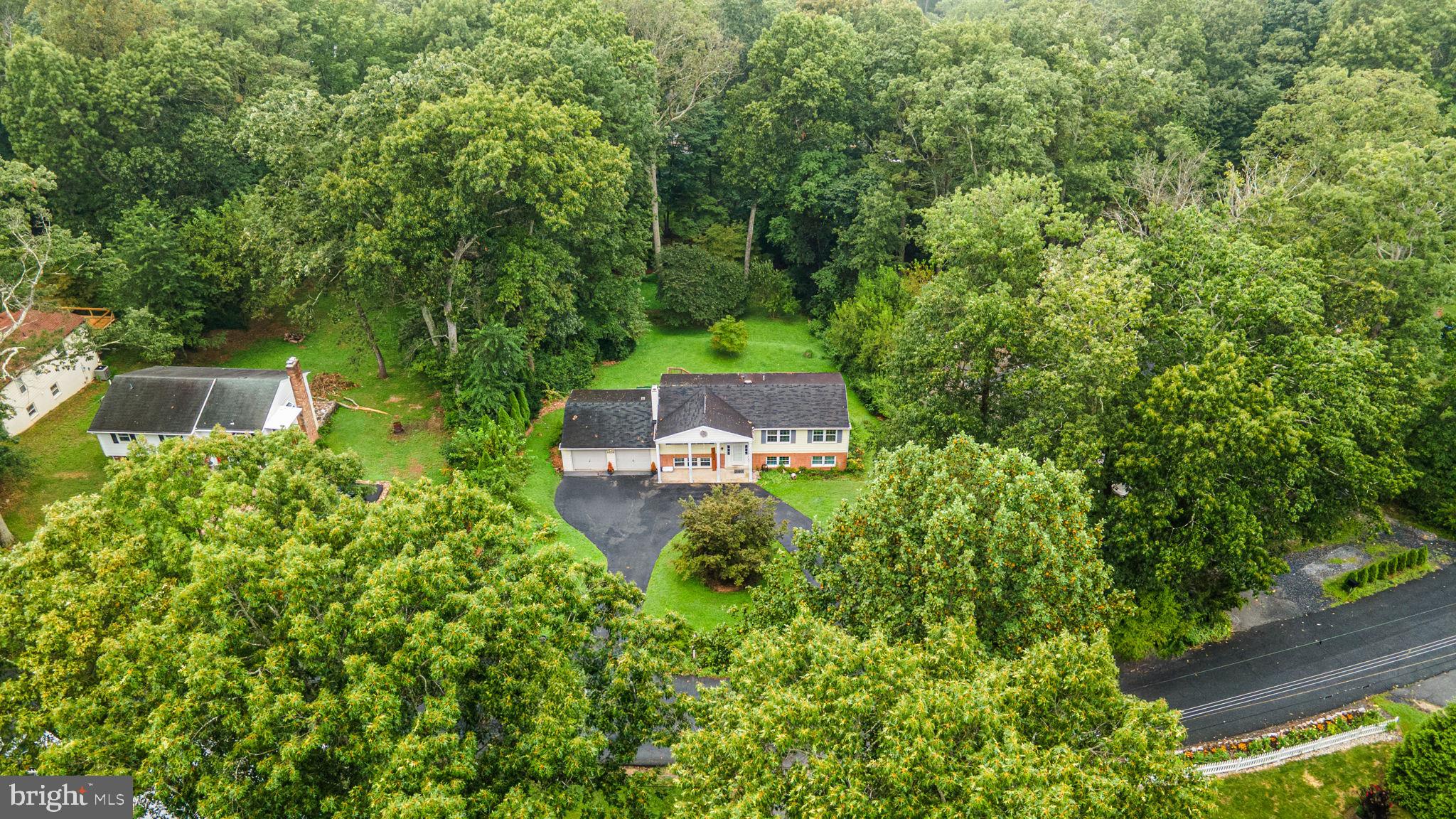 4308 WENDY COURT
