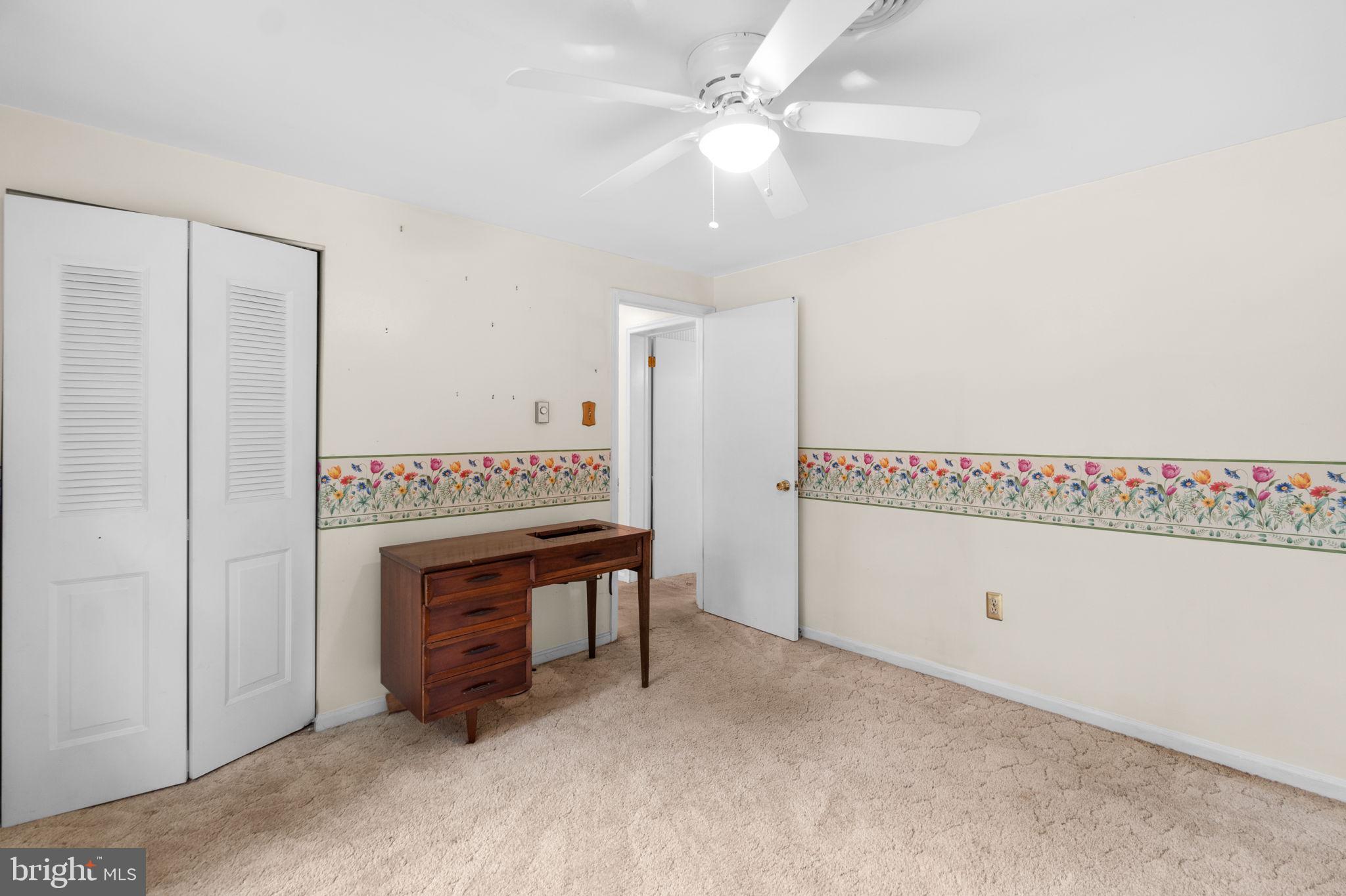 4308 WENDY COURT