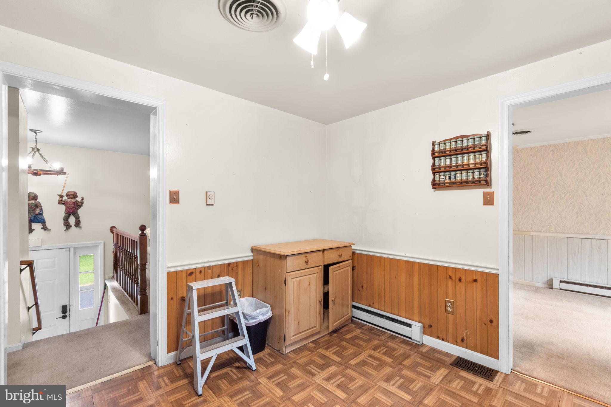 4308 WENDY COURT