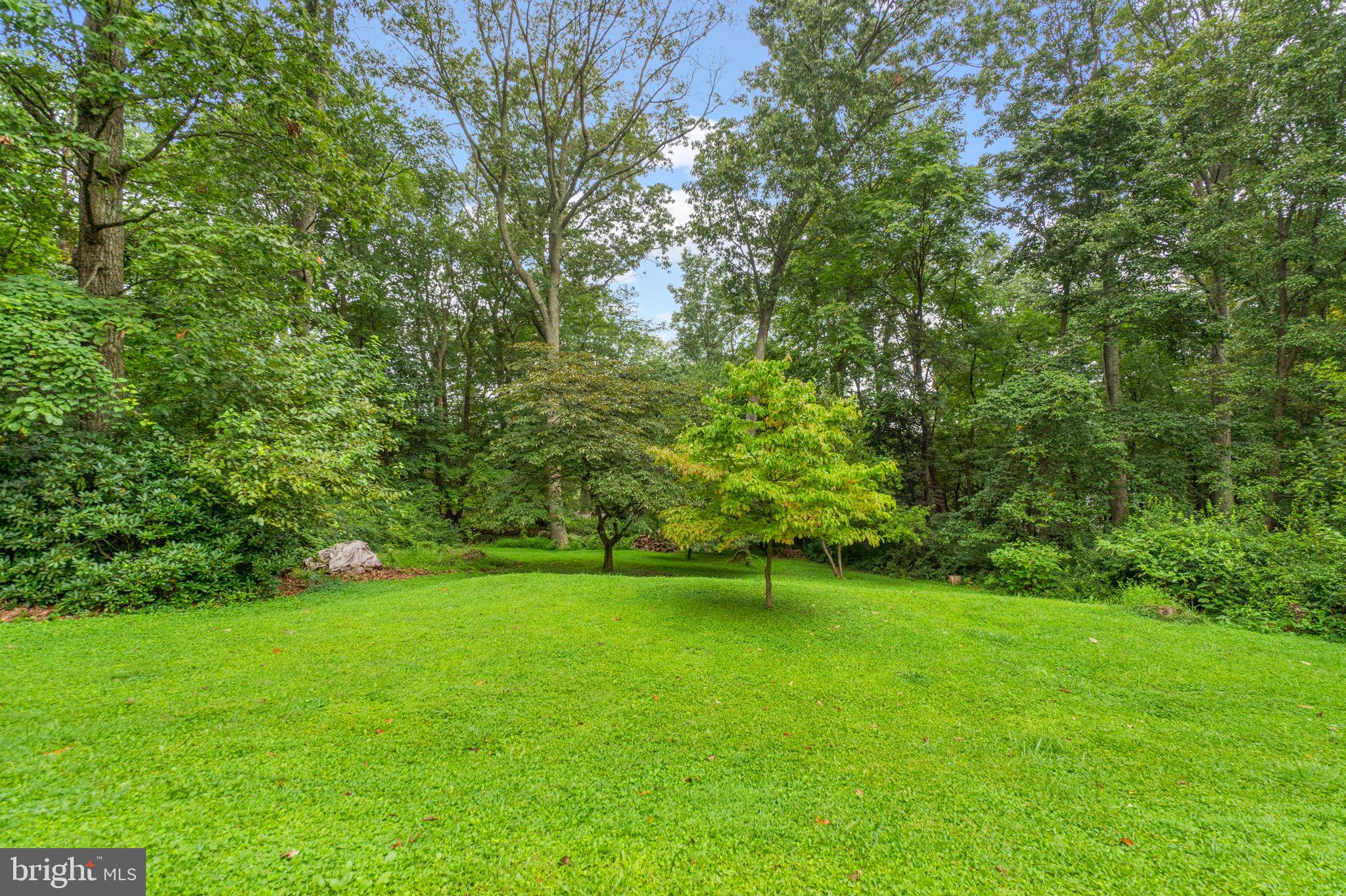4308 WENDY COURT