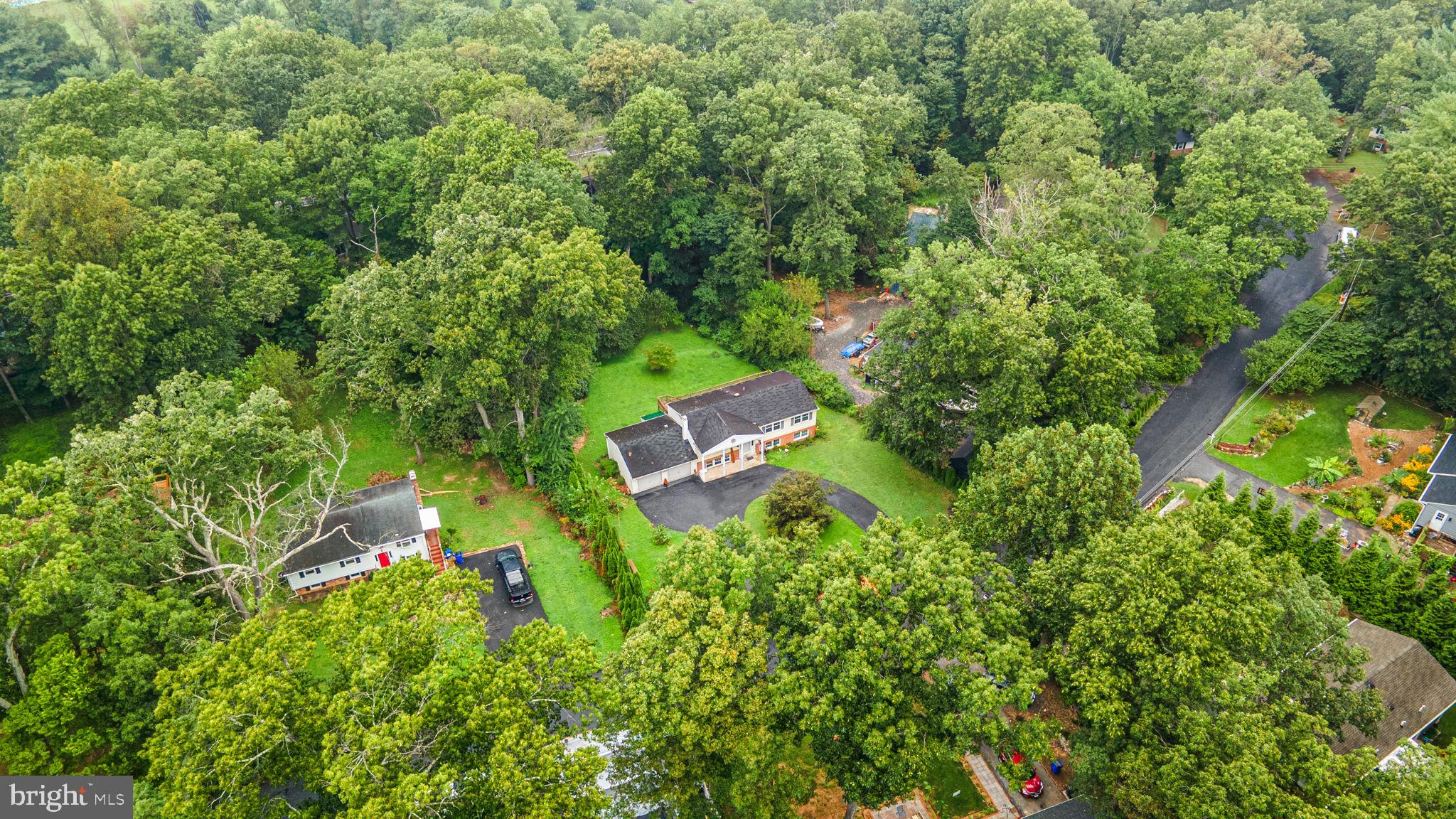 4308 WENDY COURT