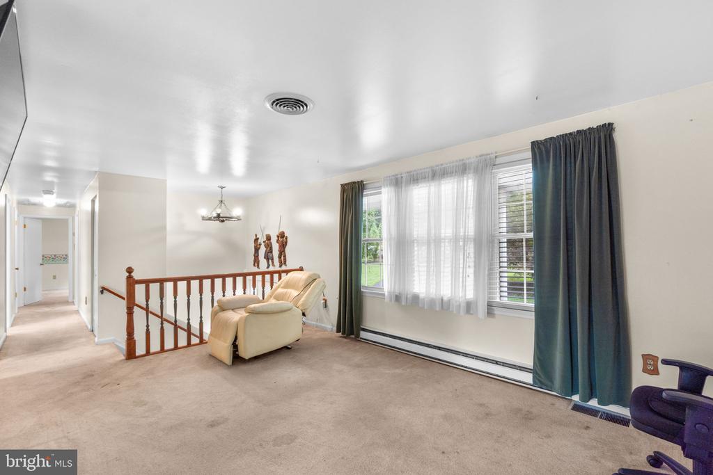 4308 WENDY COURT