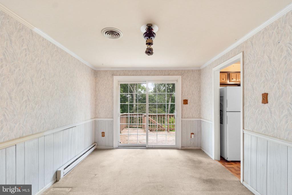 4308 WENDY COURT