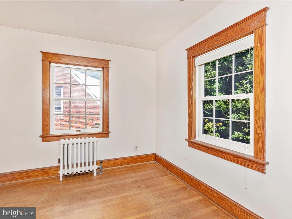640 Wilson Pl