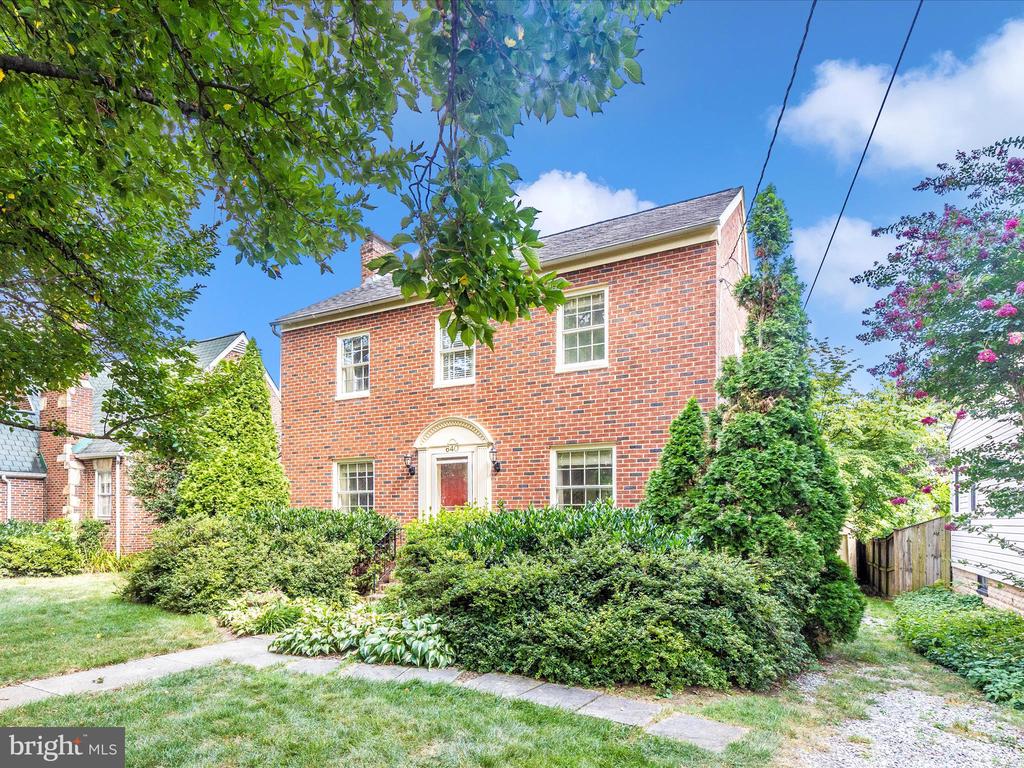 640 Wilson Pl