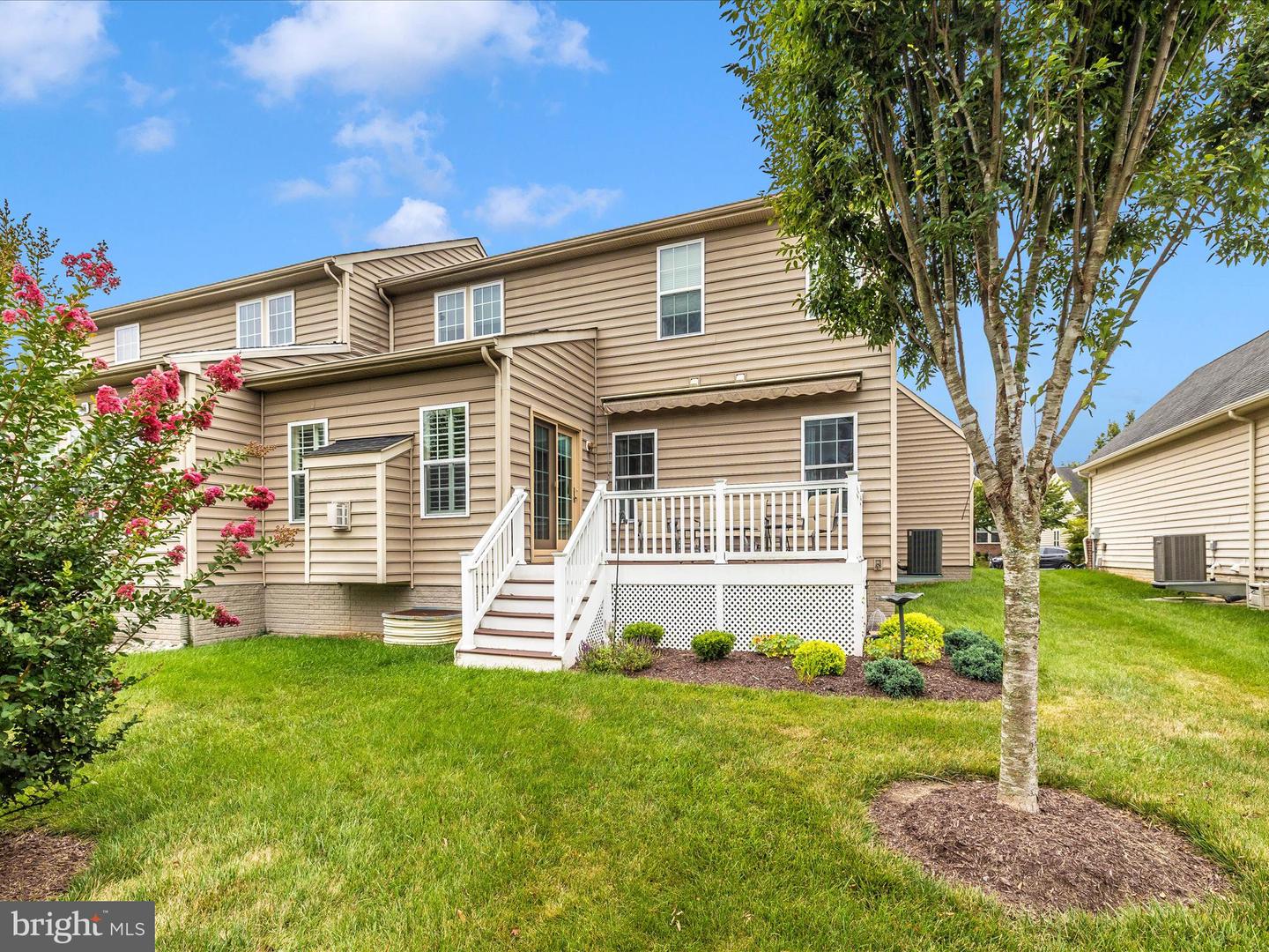 10527 Edwardian Ln #145