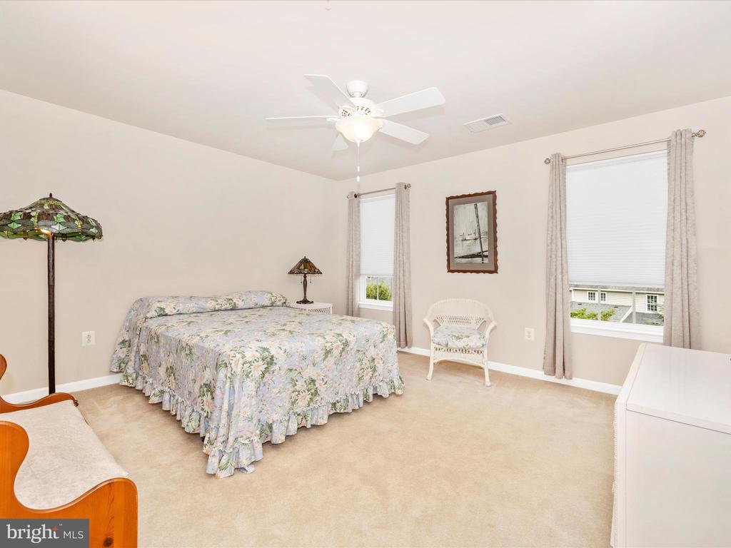 10527 Edwardian Ln #145