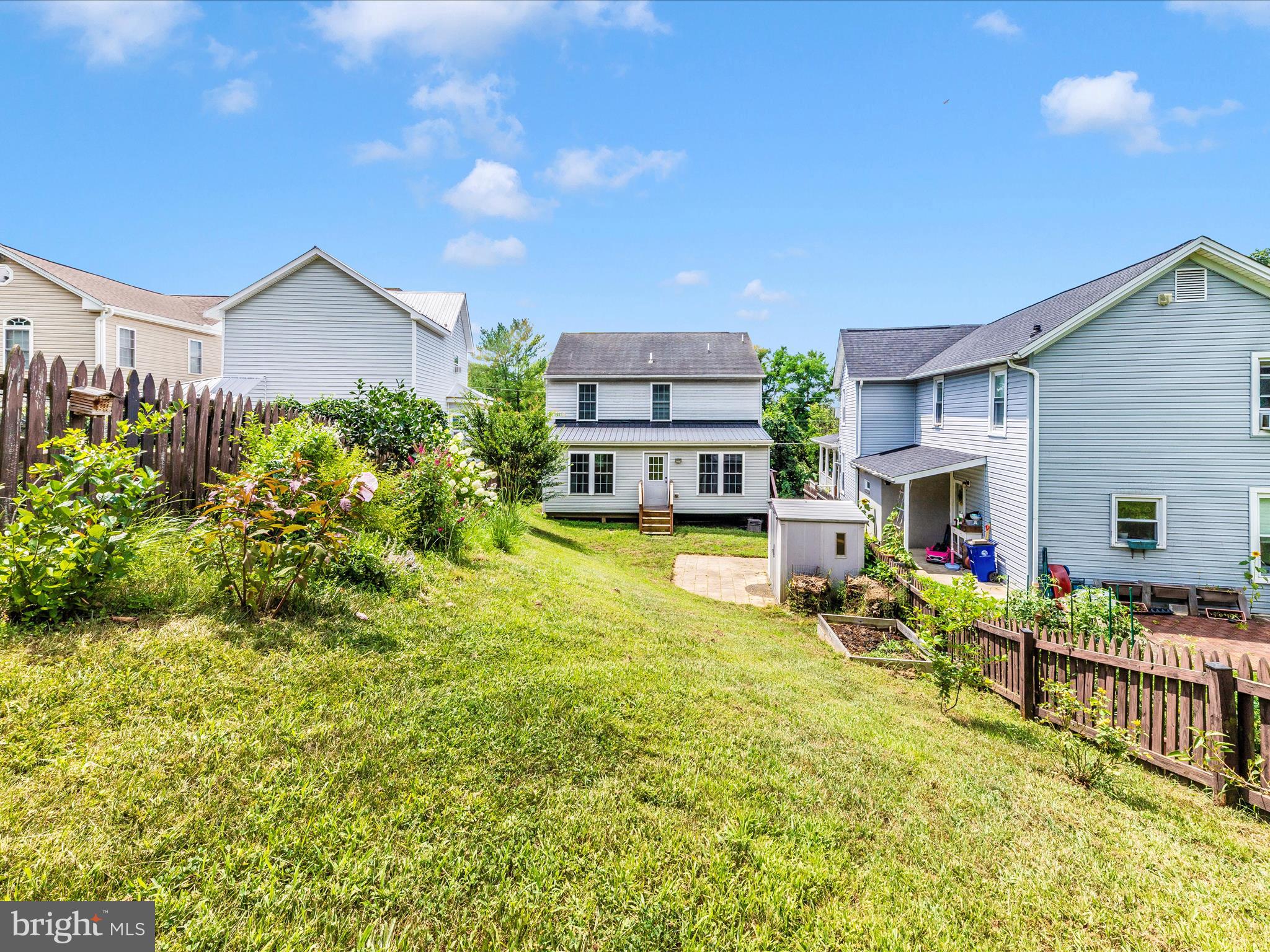 17 Terrace Ave