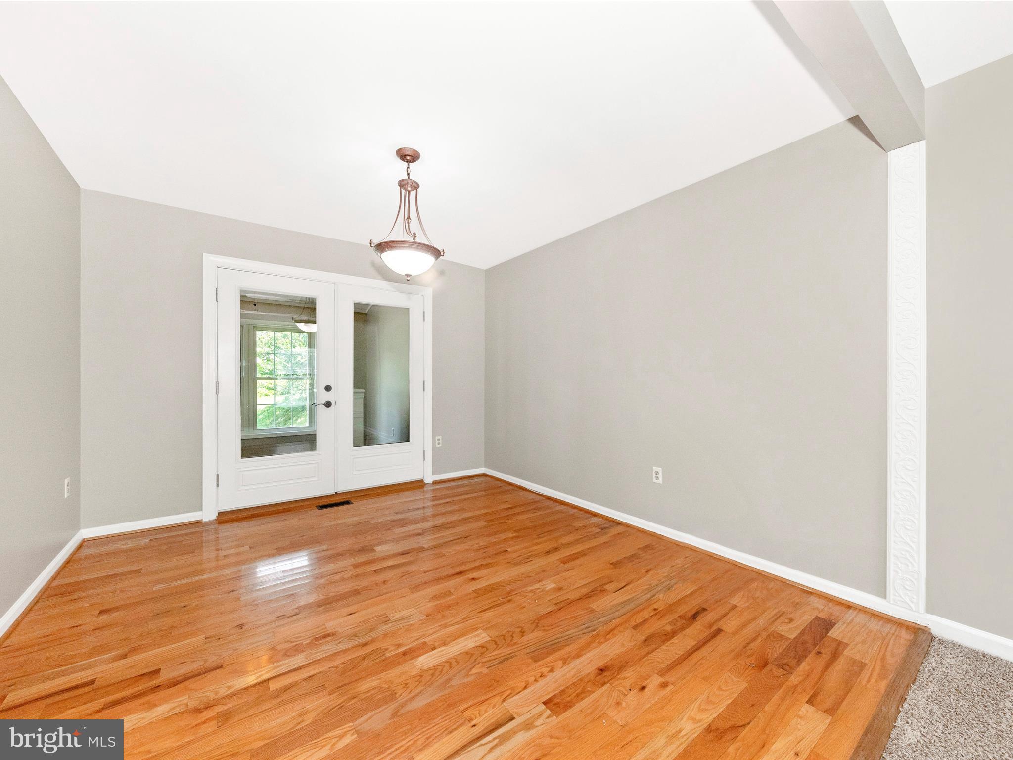 17 Terrace Ave