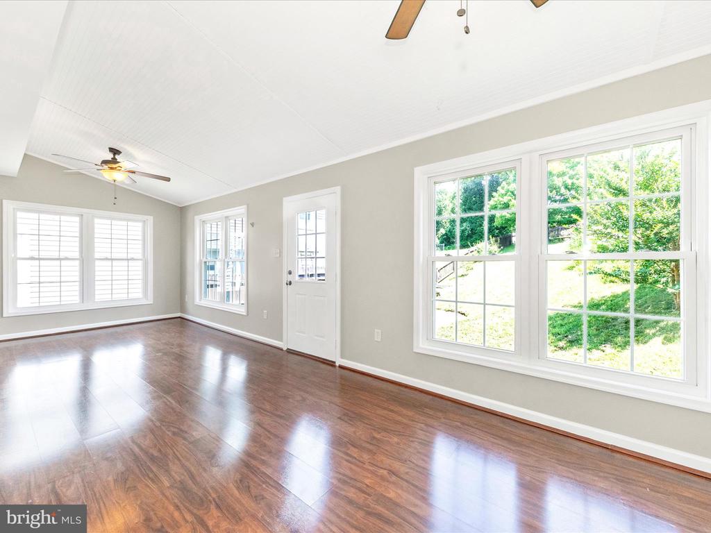 17 Terrace Ave