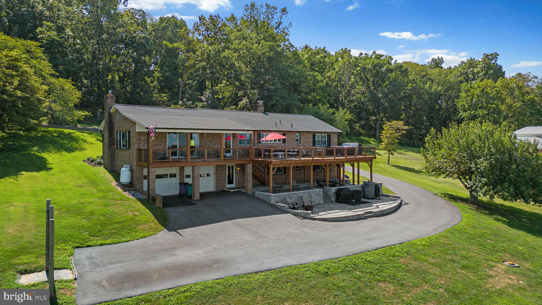 4514 Cherry Ln