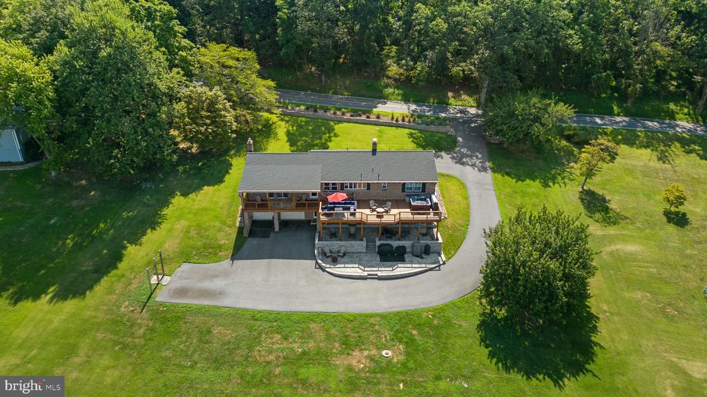 4514 Cherry Ln