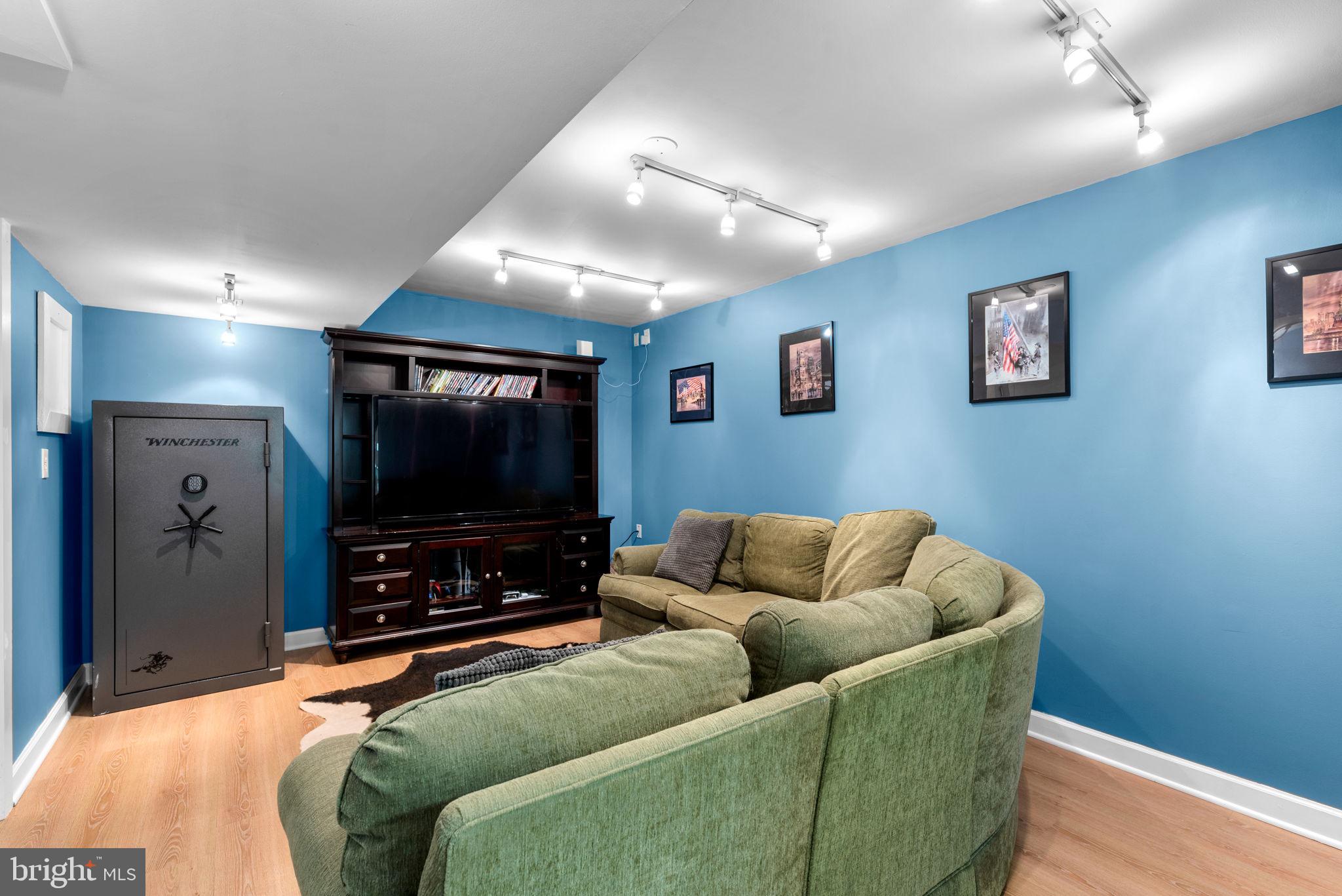 4514 Cherry Ln