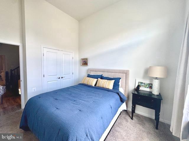 939 HOLDEN RD