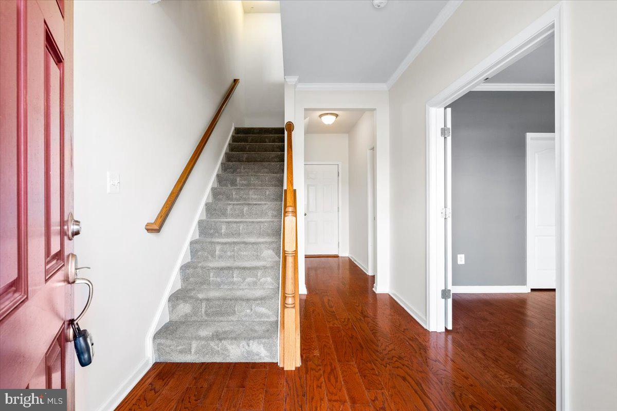 6395 WALCOTT LN