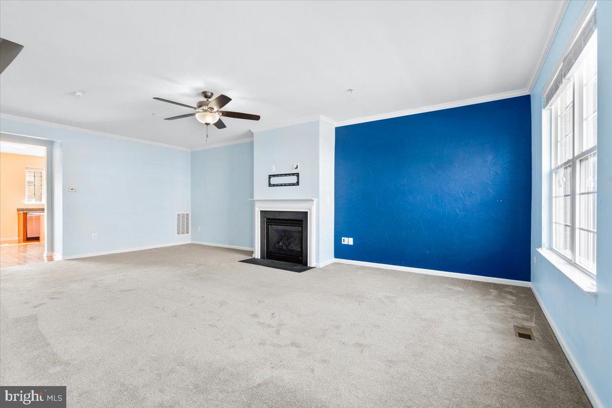 6395 WALCOTT LN