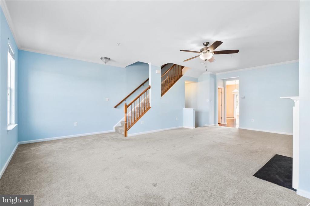 6395 WALCOTT LN