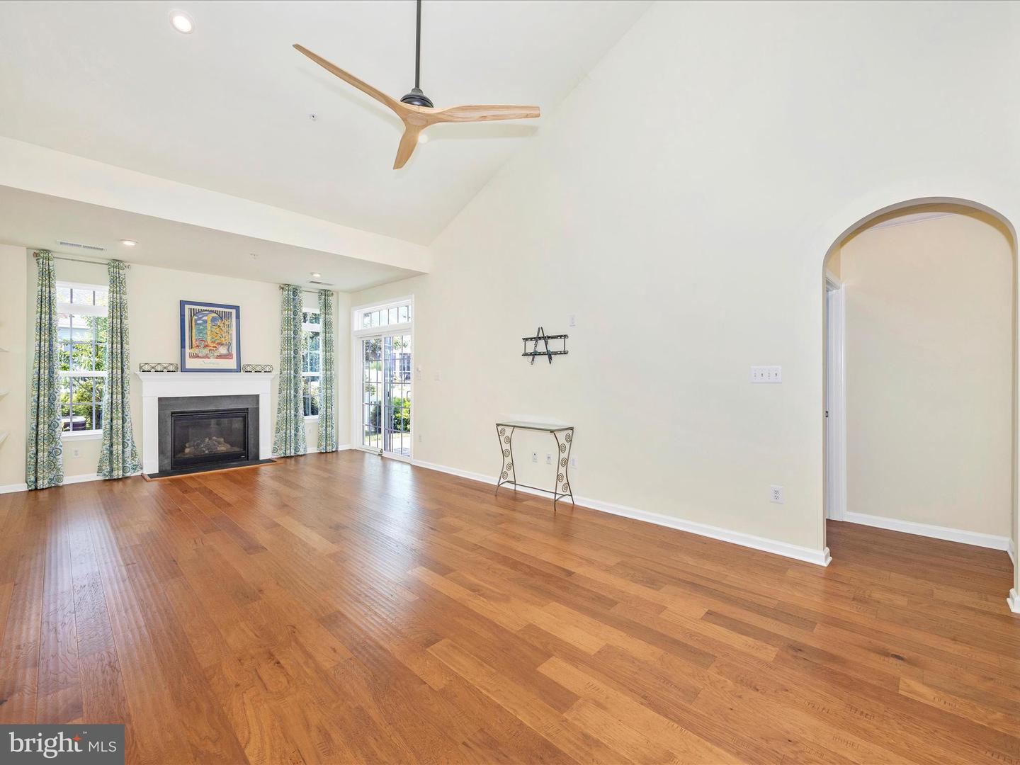 5358 Red Mulberry Way