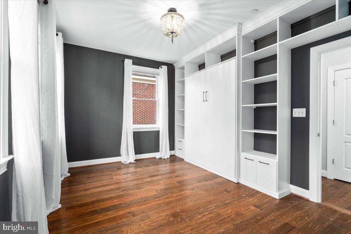 42 MAXWELL SQ #32