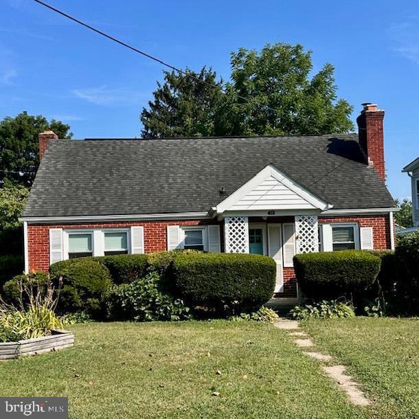412 Lee Pl